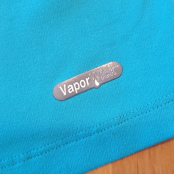The North Face Vapor Wick Athletic Top - Picture 10 of 13